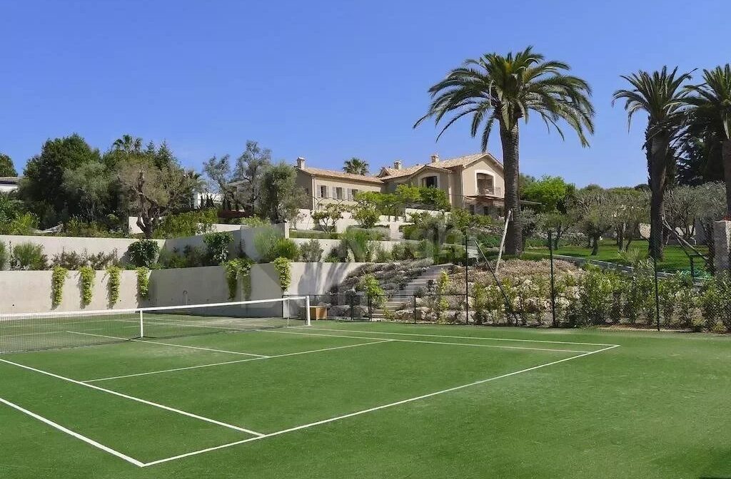 A Beautiful Property with Tennis Court on Cap d’Antibes