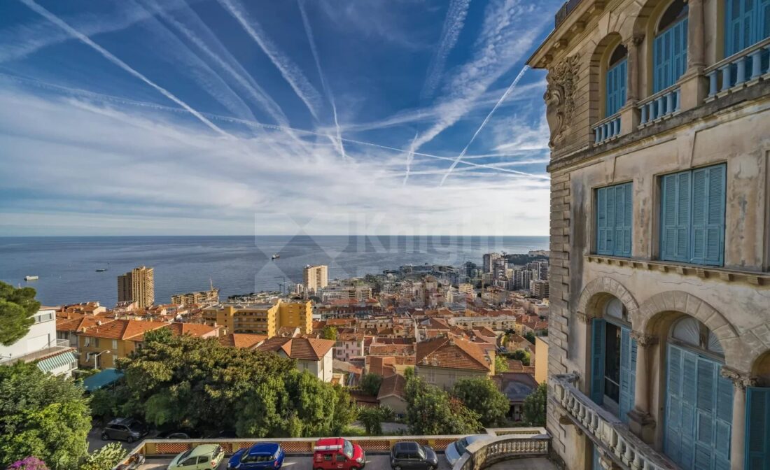 Vakker leilighet i Beausoleil med utsikt over Monaco og havet