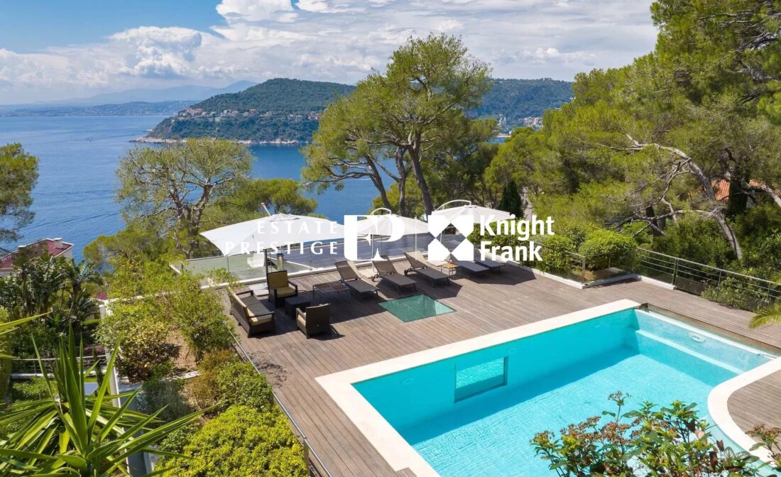 SAINT-JEAN-CAP-FERRAT- villa contemporaine avec vue mer imprenable