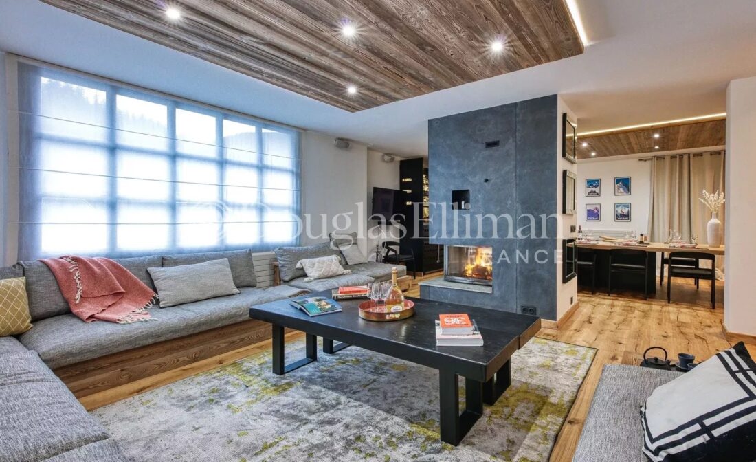 ARGENTIERE – Une maison de pays entièrement rénovée avec 8 chambres