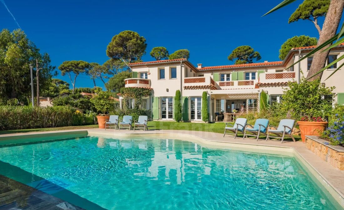 CAP D’ANTIBES – fantastisk villa med panoramautsikt over havet på Cap d’Antibes