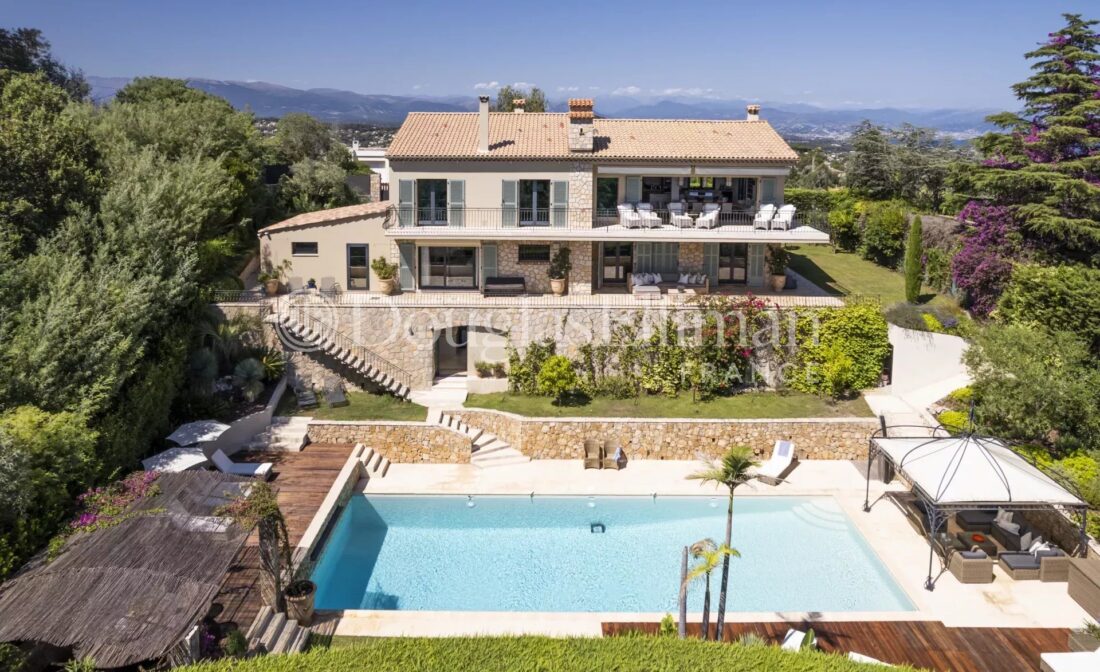 SUPER CANNES –  Villa provençale avec vue mer panoramique