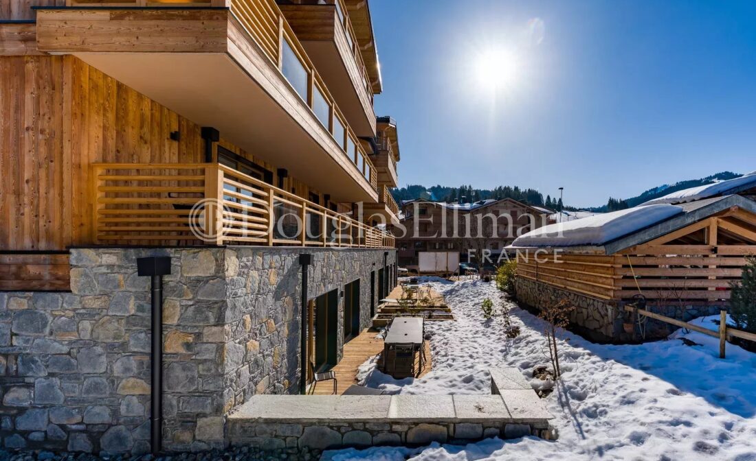 LES GETS – 3 bed apartment with a South-West facing terrace in Les Gets