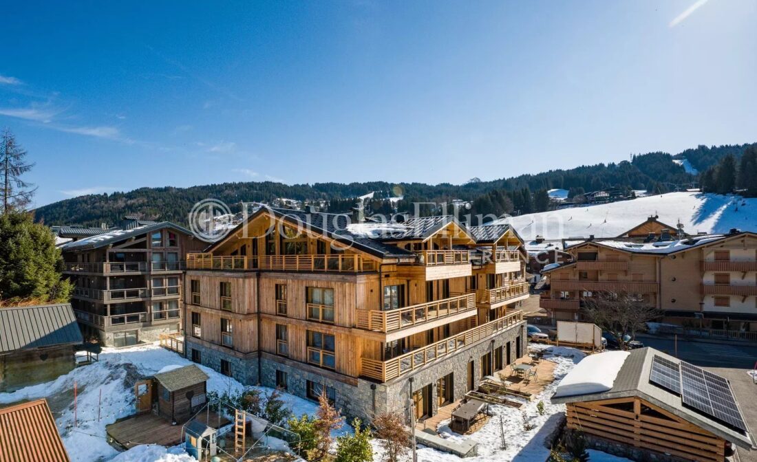 LES GETS – A first floor 3 bed apartment in Les Gets