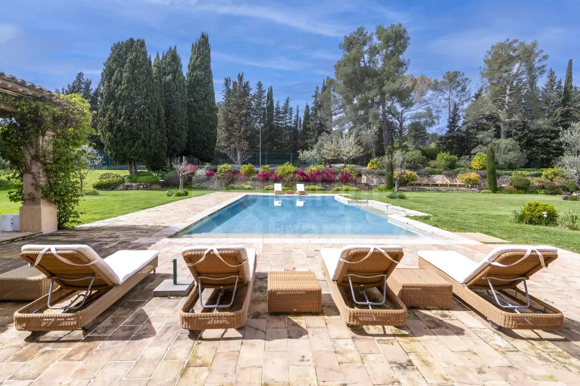 Castellaras : A Stunning Bastide with Pool and Tennis - Estate Prestige ...