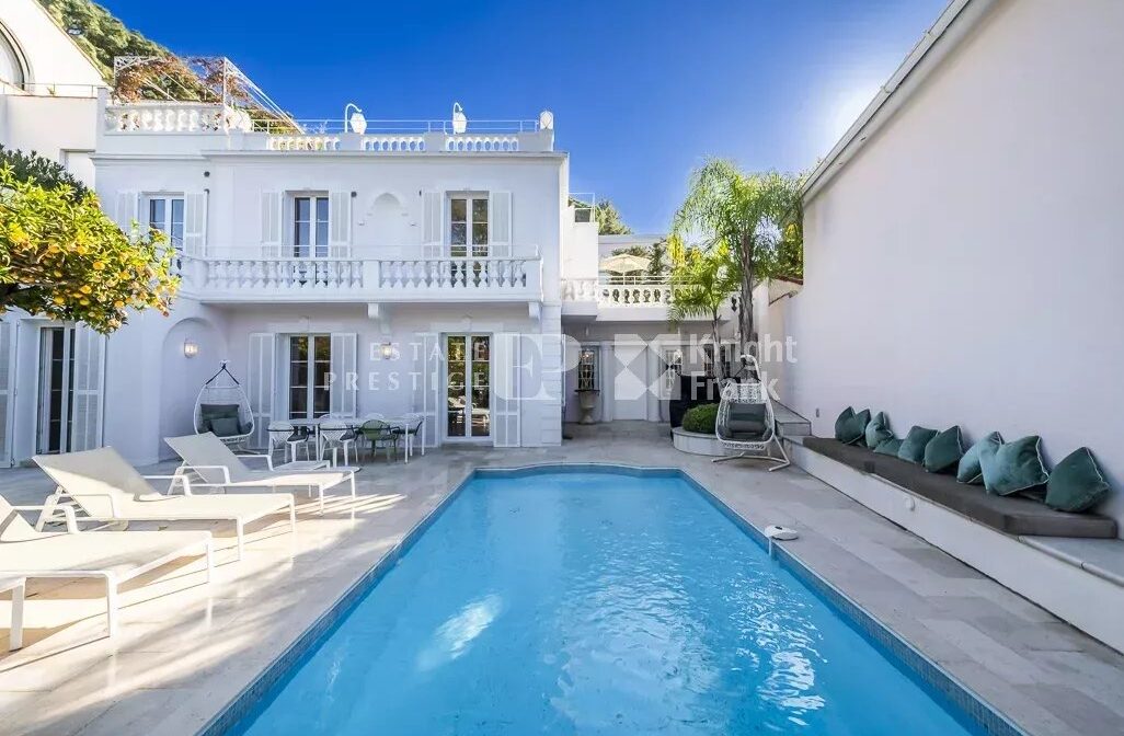 CAP D’ANTIBES – A Belle Epoque Villa