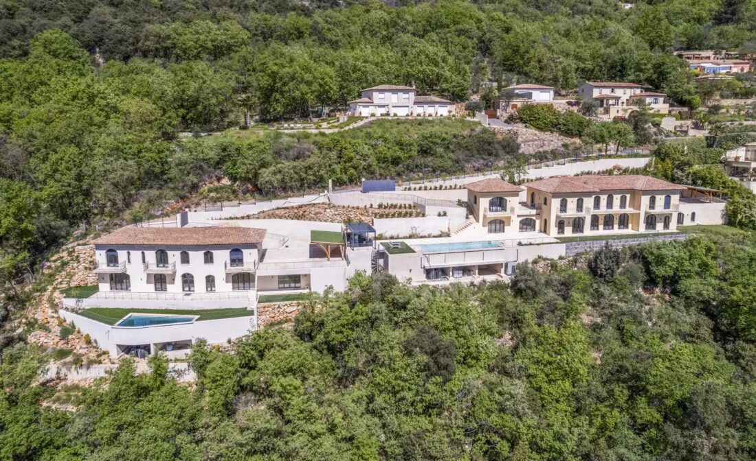 Cabris: Eksepsjonell ny villa med panoramautsikt over sjøen