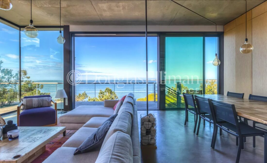 PYLA SUR MER – Belles villas contemporaines avec vue sur le Bassin
