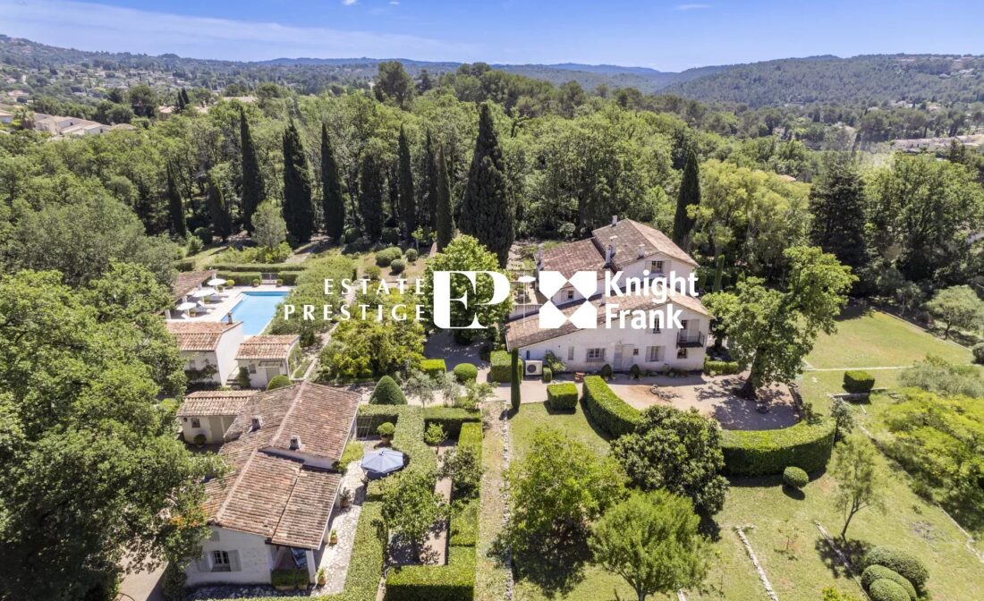 PROCHE GRASSE : Propriété exceptionnelle avec maisons d’hôtes et un vaste terrain