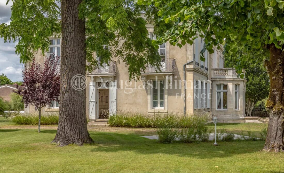 LANGON – Maison de maître