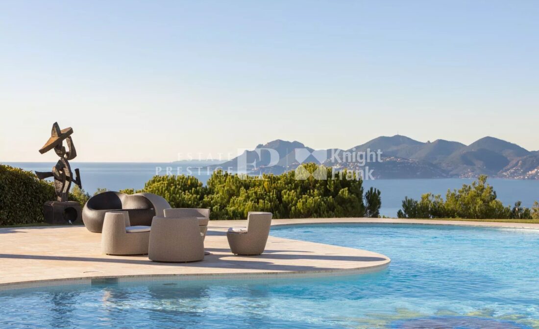 Cannes – Architect  Villa on the top of Cannes with Panoramic Sea Views