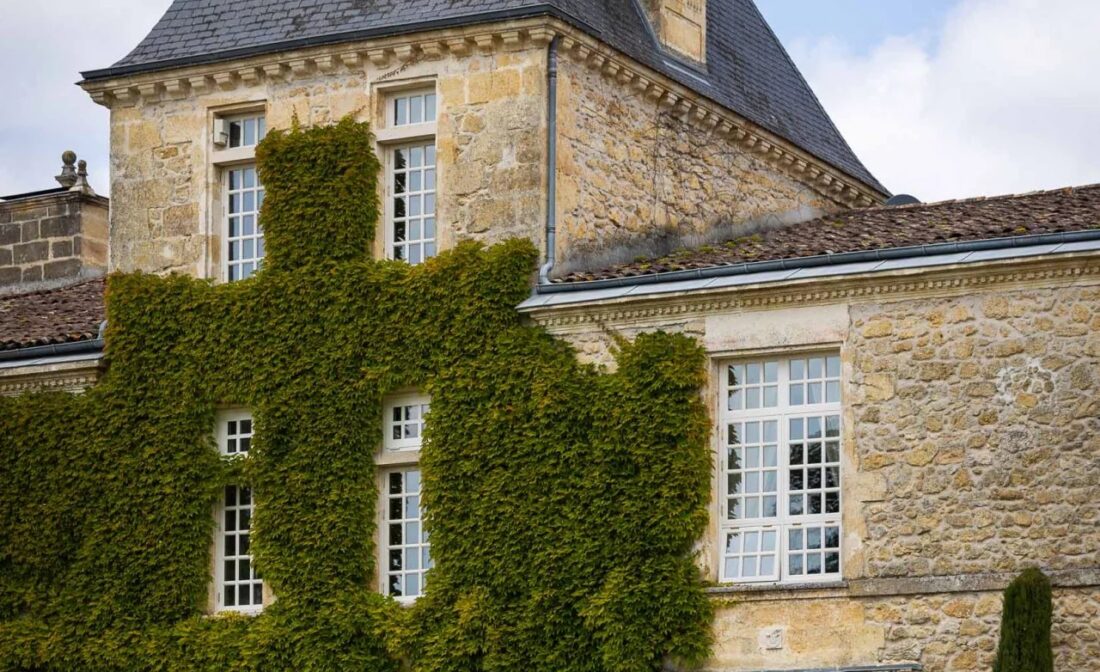 CAMPAGNE BORDELAISE – Château avec vignobles et espaces de réception