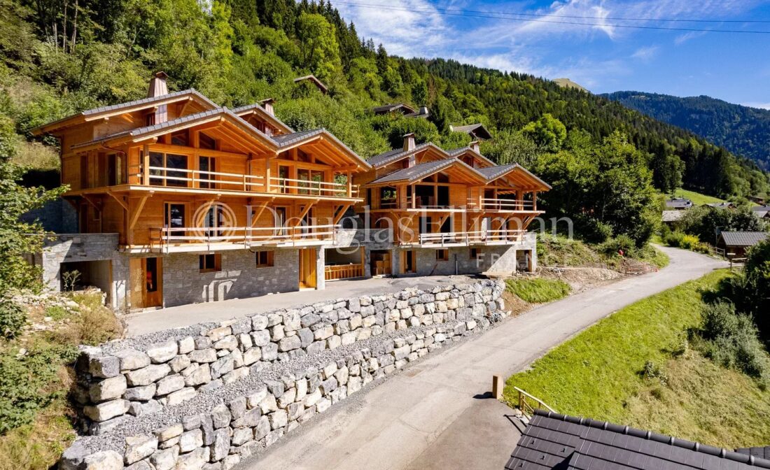 MONTRIOND – Chalet neuf de 5 chambres à Montriond