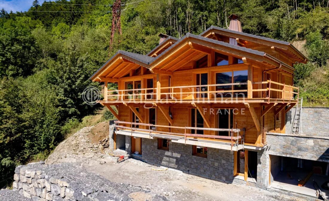 MONTRIOND – Superbe chalet neuf 5 chambres à Montriond
