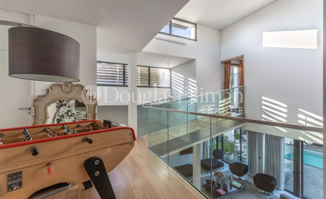 BORDEAUX – Parc Bordelais – Maison contemporaine avec piscine