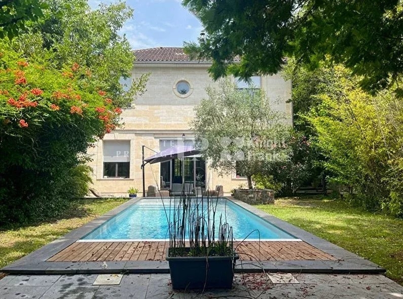 Bordeaux – Maison avec piscine