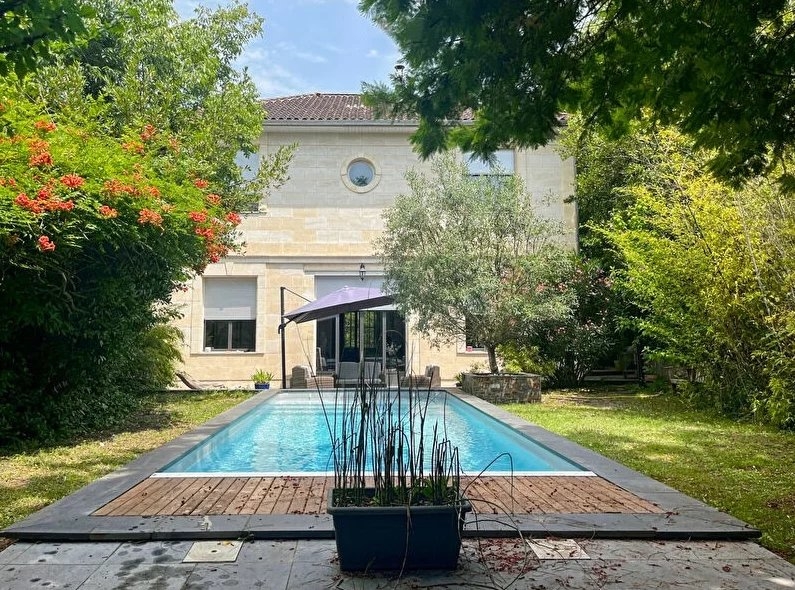 Bordeaux – Maison avec piscine