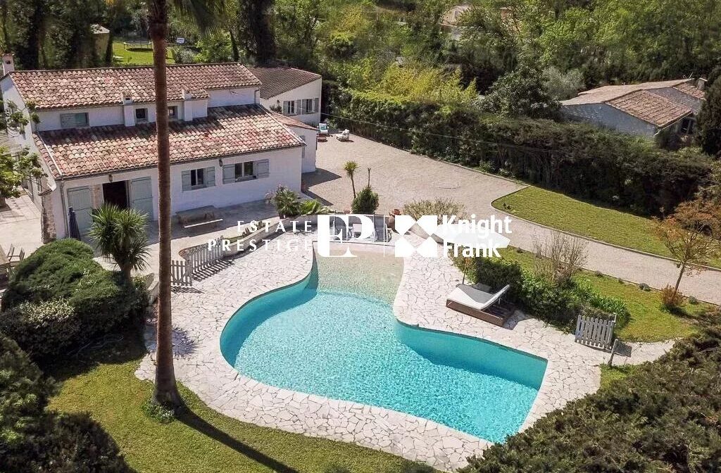 OPIO – Villa à quelques pas des commerces et écoles