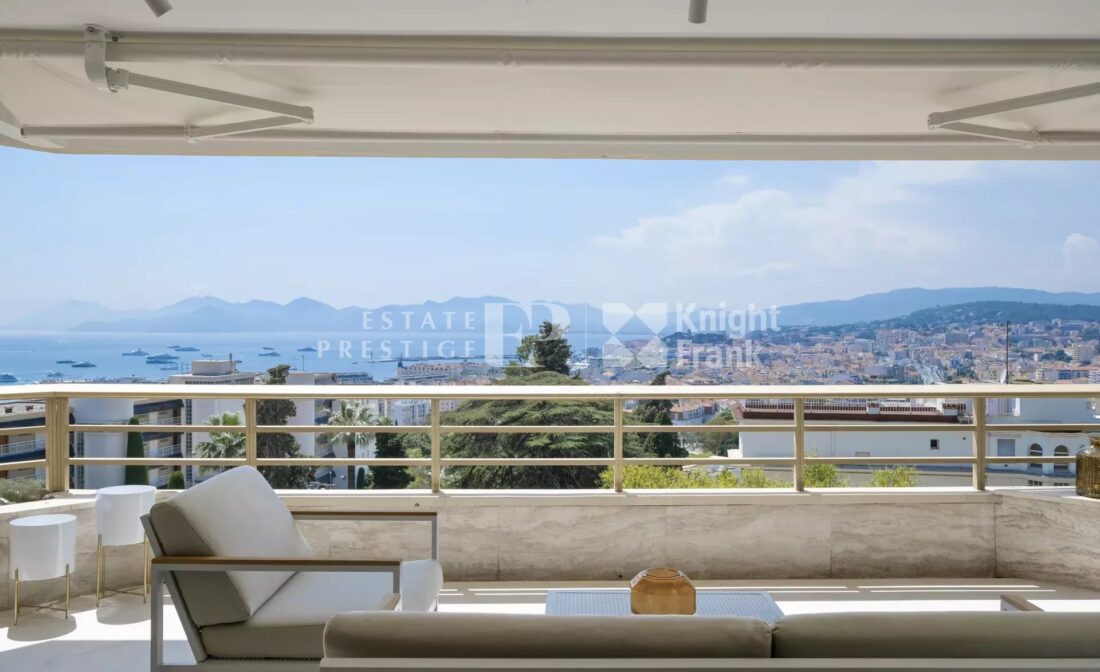 CANNES CALIFORNIE – Suveren 5-roms leilighet med havutsikt