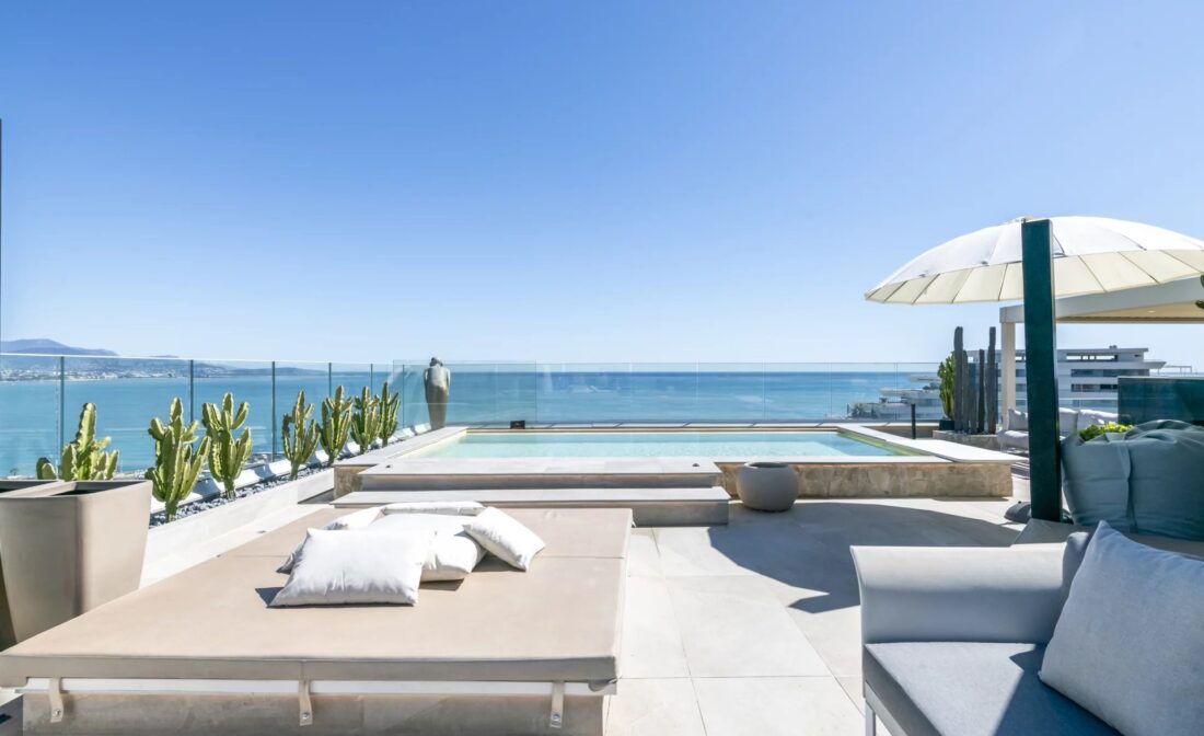 MARINA BAIE DES ANGES – Exceptional Penthouse