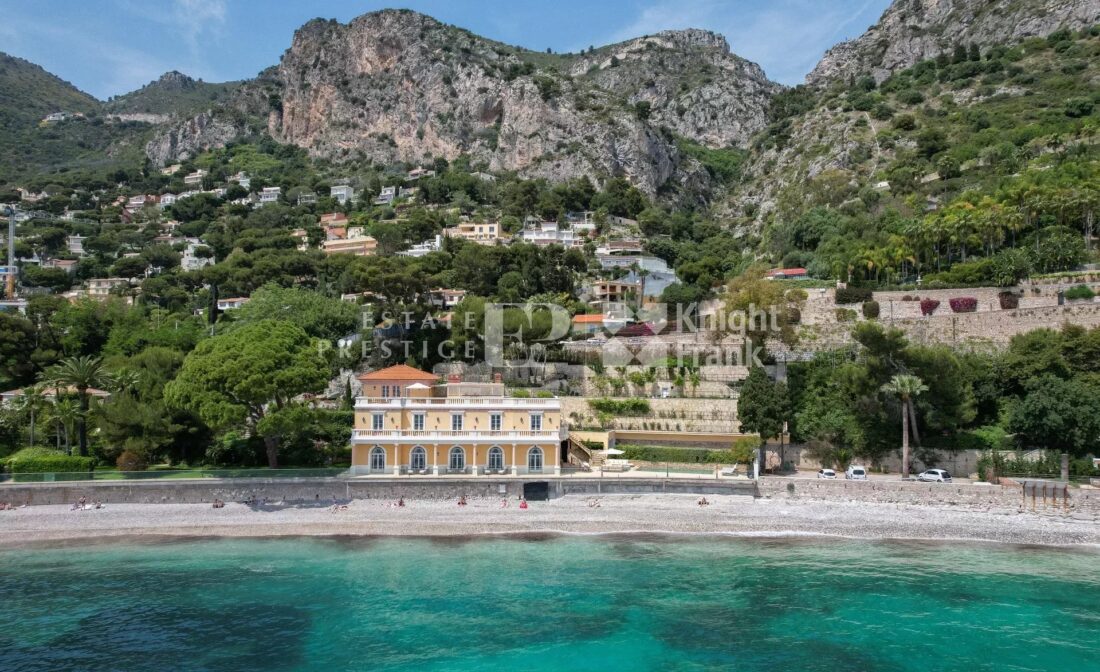 Eze-sur-Mer: en eksepsjonell eiendom på den franske rivieraen