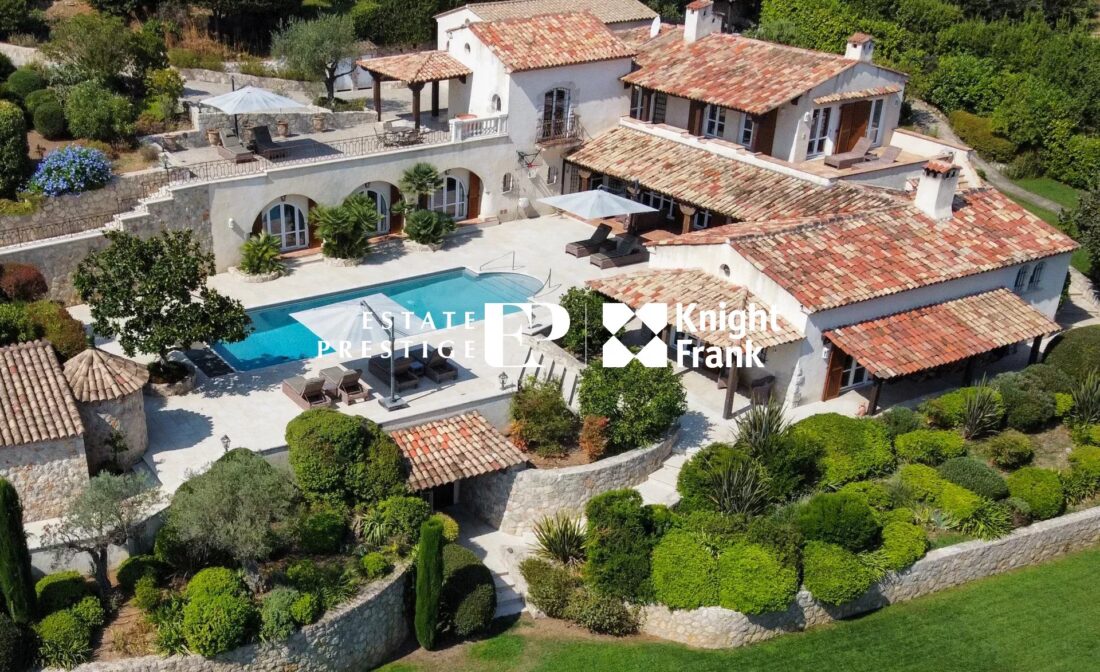 Saint Paul de Vence : Superbe propriété avec vue mer panoramique à proximité du village