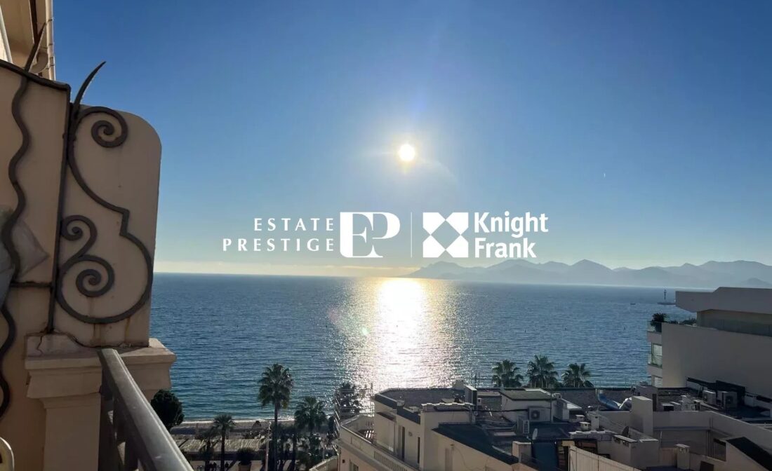 CANNES CROISETTE – Appartement 2 pièces en dernier étage