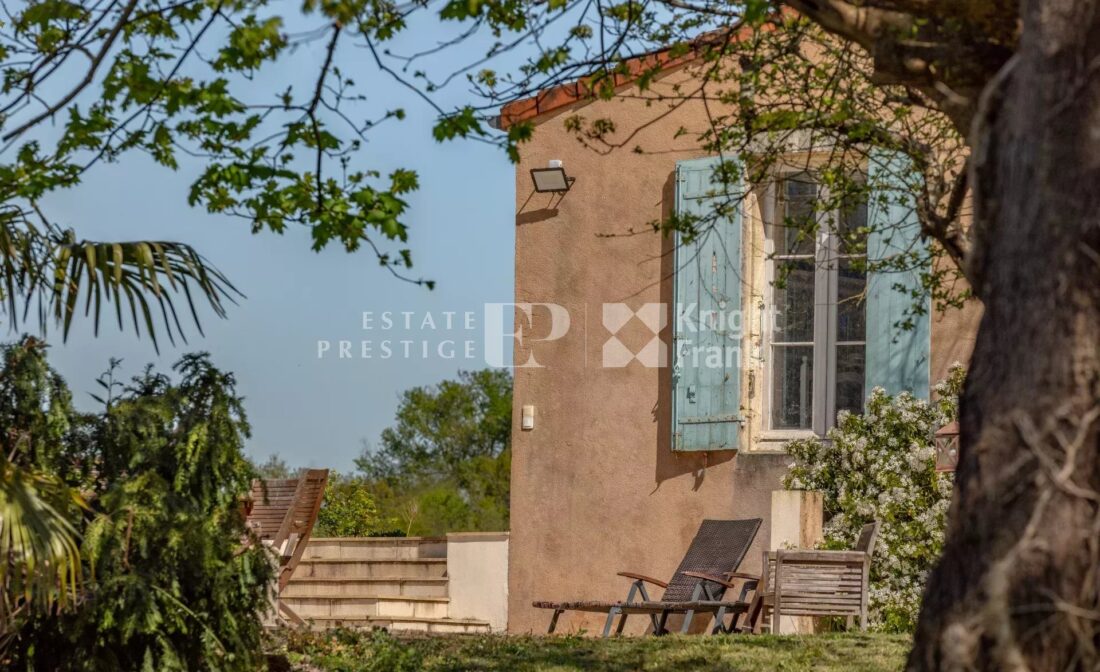 CAMPAGNE BORDELAISE – Propriété viticole de charme