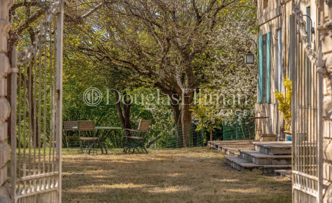 CAMPAGNE BORDELAISE – Propriété viticole de charme