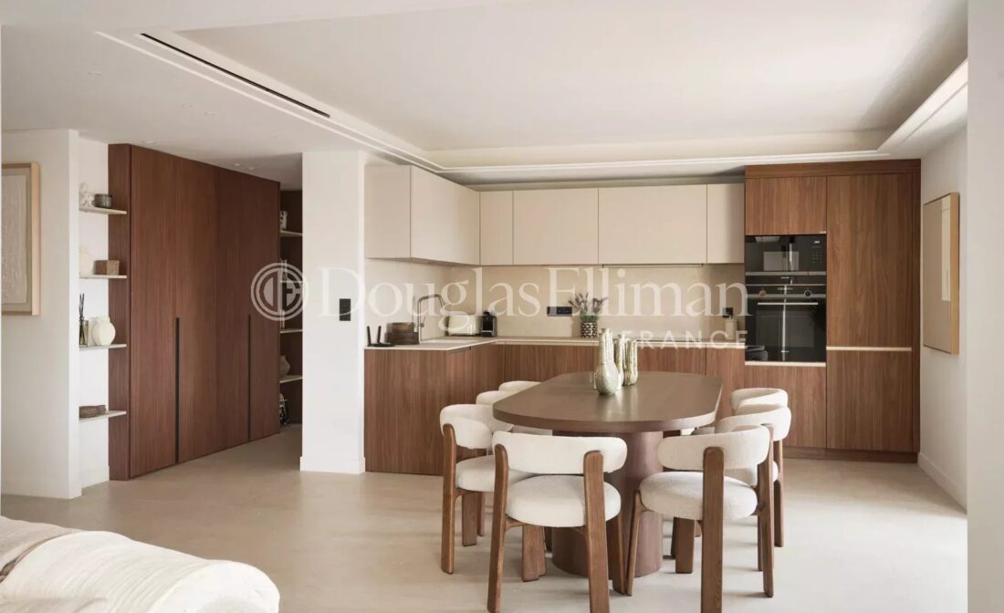 Cannes Basse Californie. Dernier étage vue Mer