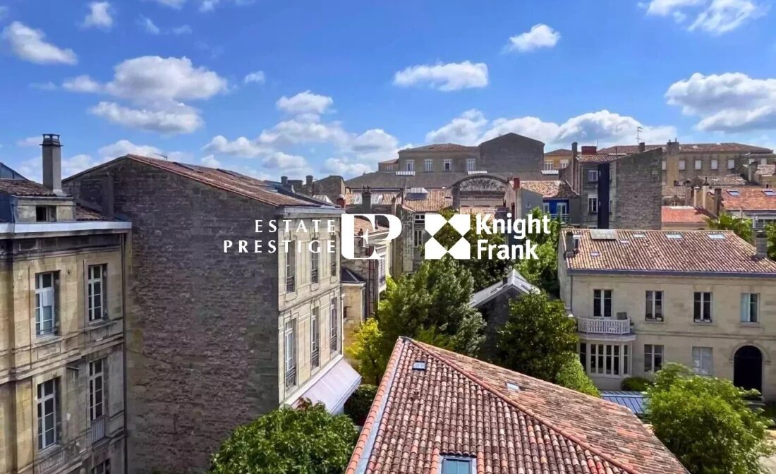 BORDEAUX SAINT SEURIN – Maison avec ascenseur, terrasses et parkings