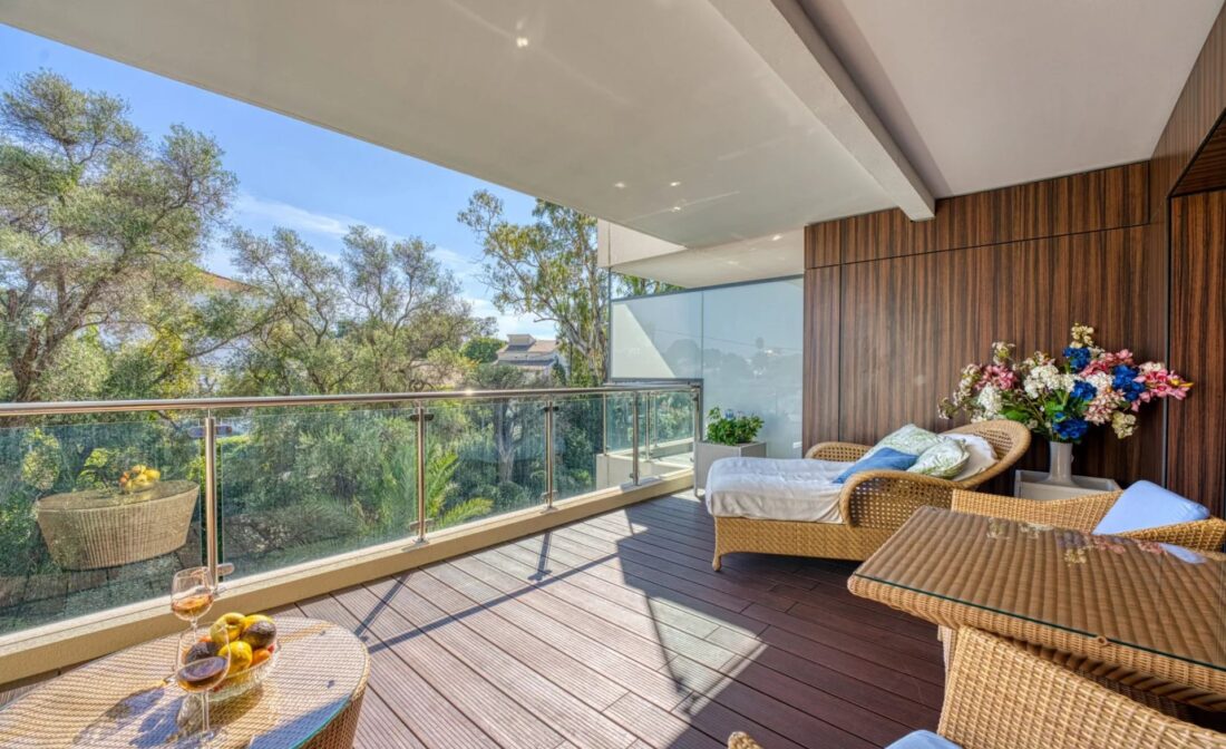 CAP D’ANTIBES – 4P flat in luxury residence