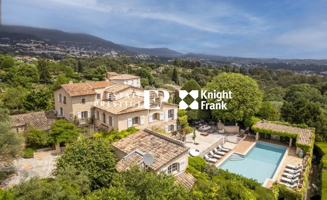 GRASSE – Magnificent Estate with Expansive Grounds, Guest Houses & Exceptional Privacy