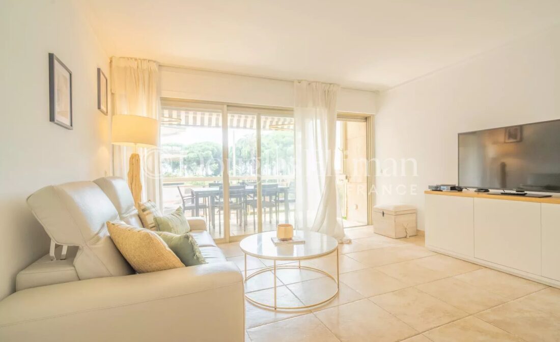 CANNES PALM BEACH – Appartement 3 pièces proche des plages