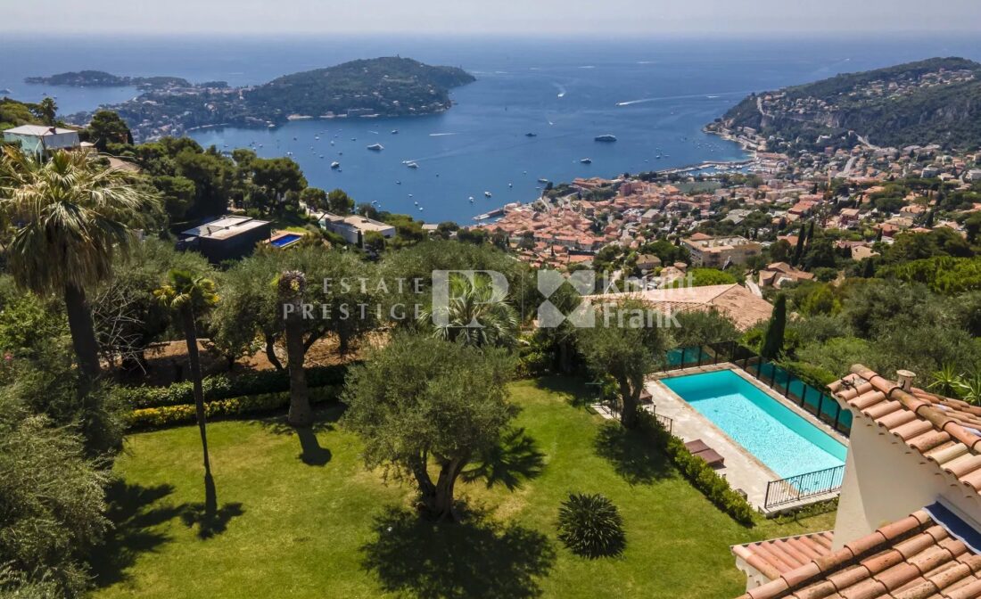 Villefranche-sur-Mer – Villa aux influences hispaniques avec vue mer