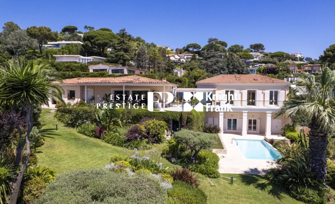 CANNES – Villa sea view at the Croix des Gardes