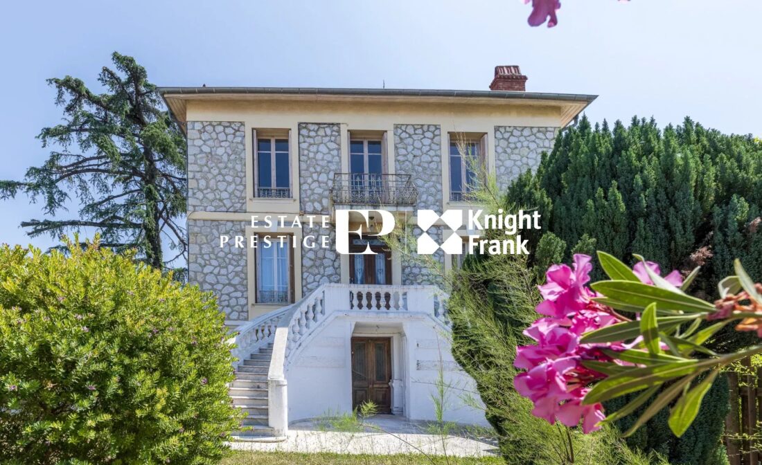 Nice – Gairaut – Top-Floor Apartment in a Magnificent Private Mansion