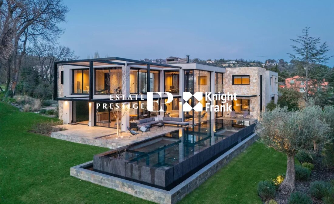 NEAR VALBONNE – RARE New Contemporary Villa with GOLF views