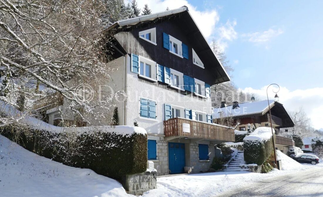 SAINT-JEAN-D’AULPS – Chalet de 7 chambres à proximité du centre du village