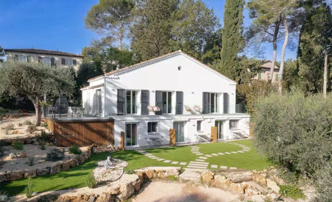 VALBONNE – Прогулка до деревни – Безопасный комплекс – 4 спальни плюс независимая гостевая студия – Бассейн