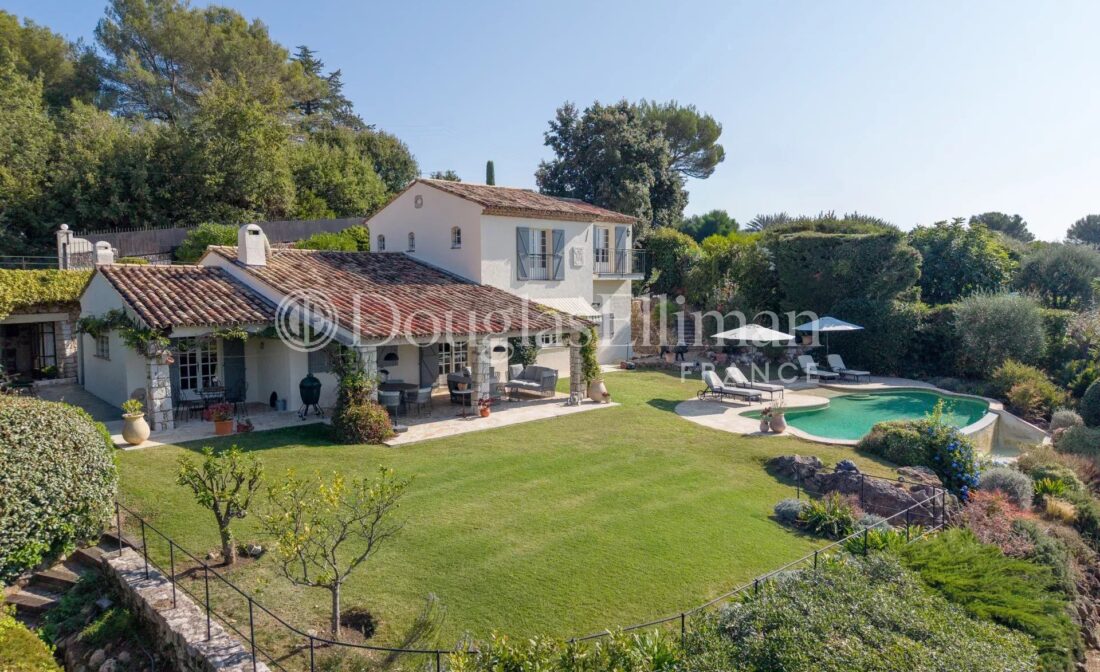 Saint-Paul de Vence – Very beautiful 4-bedroom villa with panoramic views