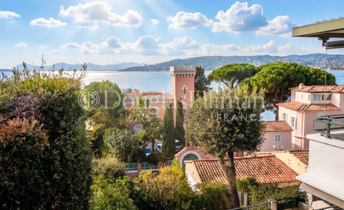 CAP D’ANTIBES – Appartement moderne avec vue mer panoramique