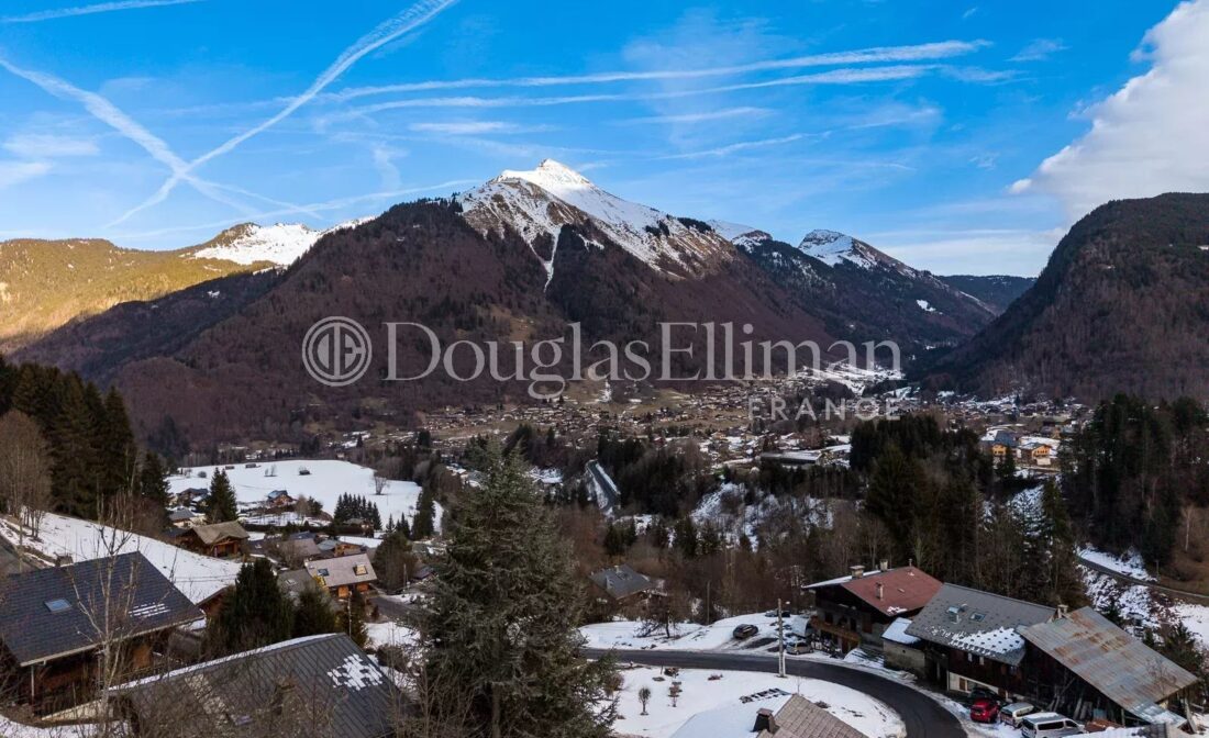 LA CÔTE D’ARBROZ – Terrain constructible avec permis de construire