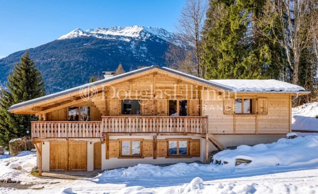 LES HOUCHES – Chalet de 4 chambres récemment rénové