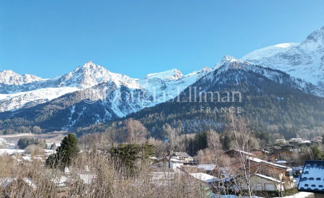 LES HOUCHES –  New apartment in Les Houches